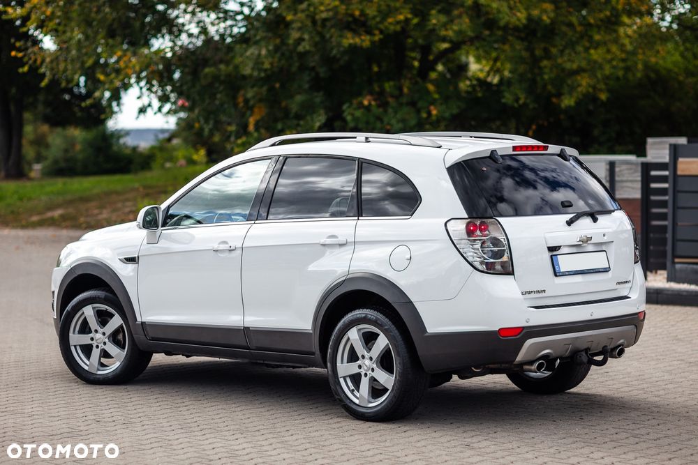Chevrolet Captiva 2.2 4WD LTZ - 12