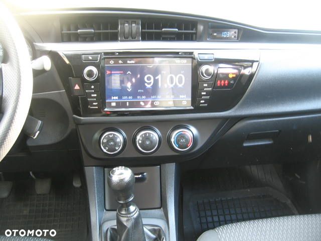 Toyota Corolla 1.4 D-4D Active EU6 - 10