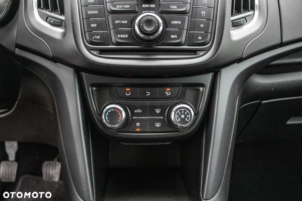 Opel Zafira 1.4 T Cosmo EcoFLEX S&S EU6 - 18