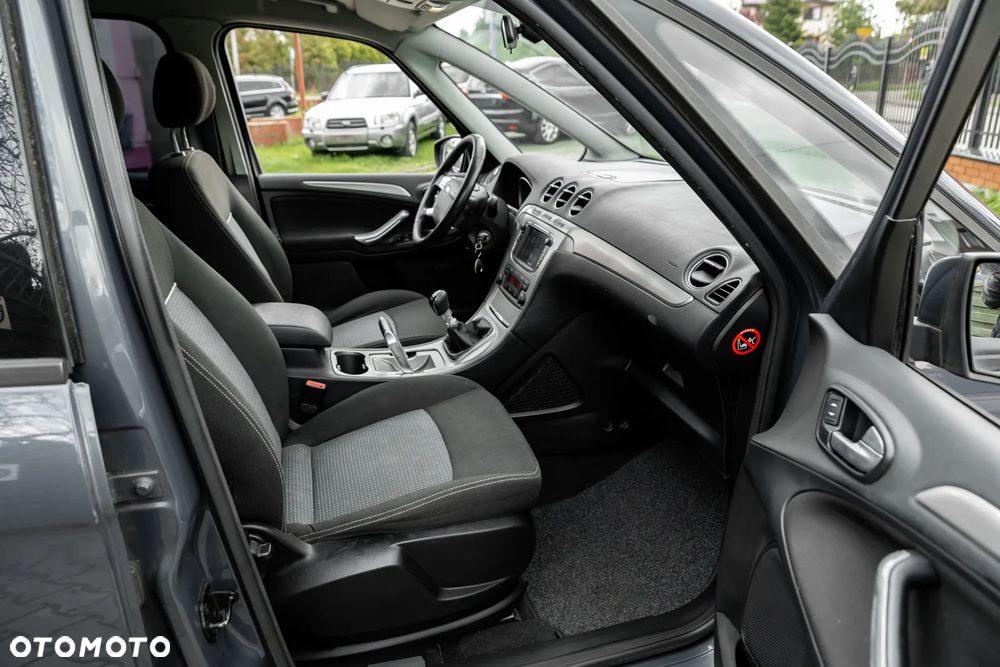 Ford Galaxy 2.0 TDCi Ghia - 30
