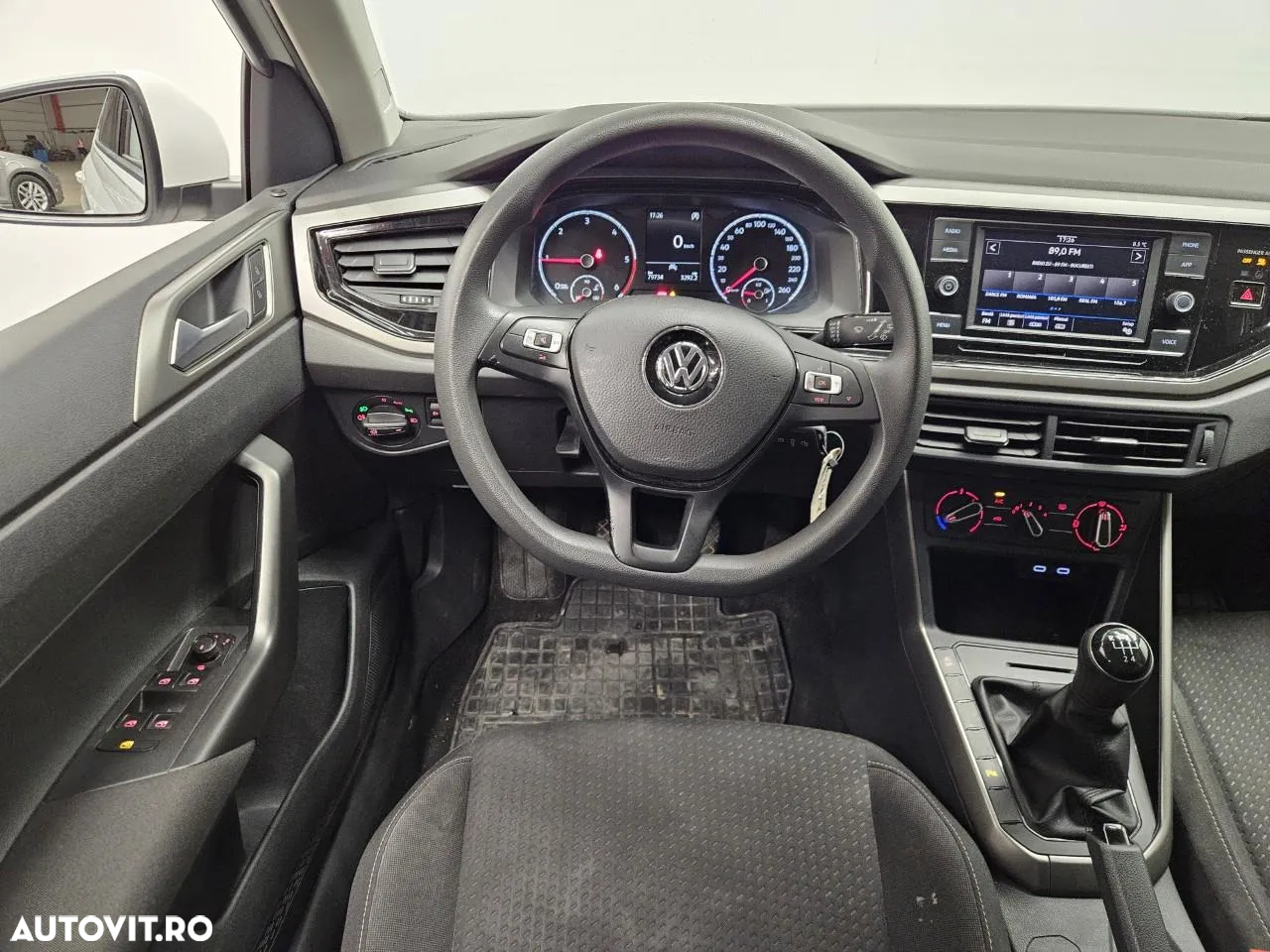 Volkswagen Polo 1.6 TDI Comfortline - 7