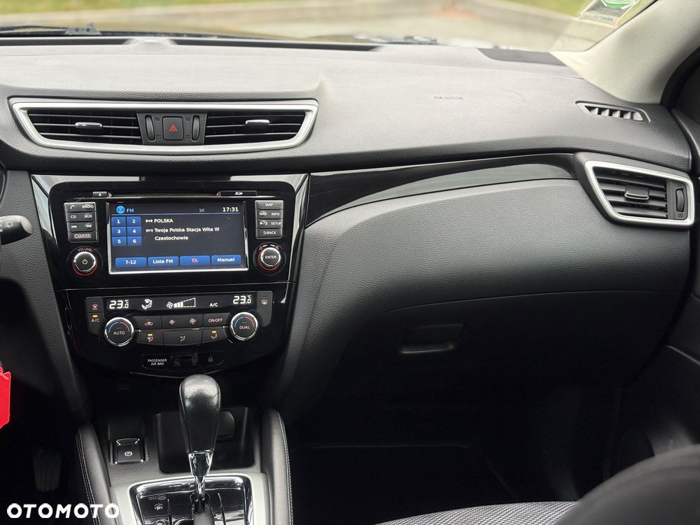 Nissan Qashqai 1.6 DCi N-Connecta Xtronic EU6 - 21