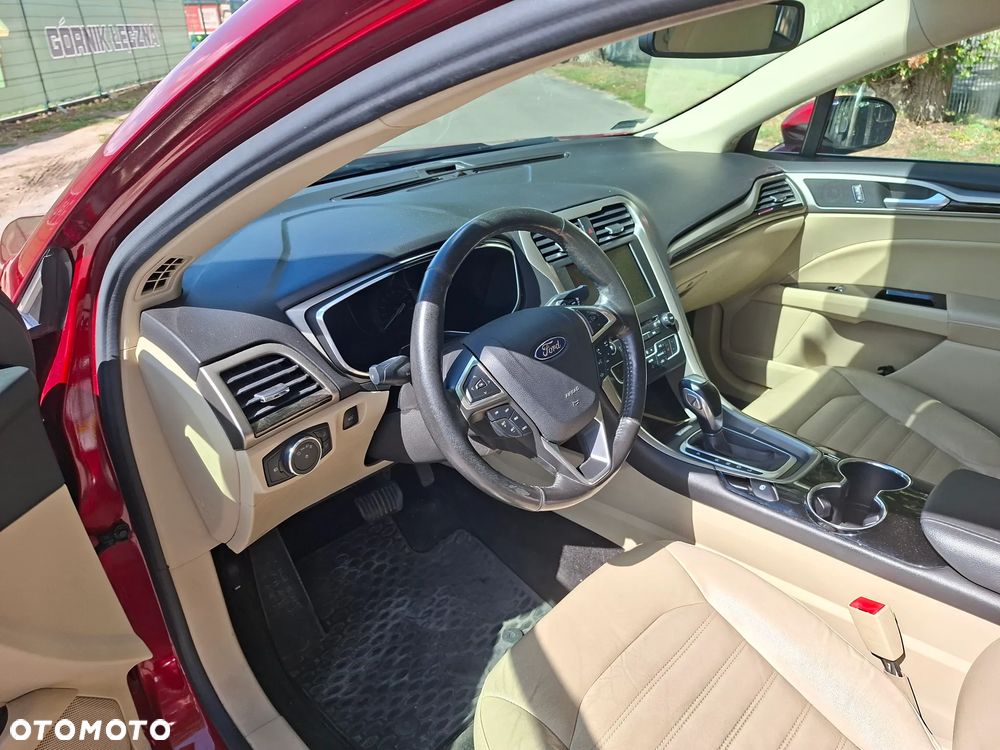 Ford Fusion - 6