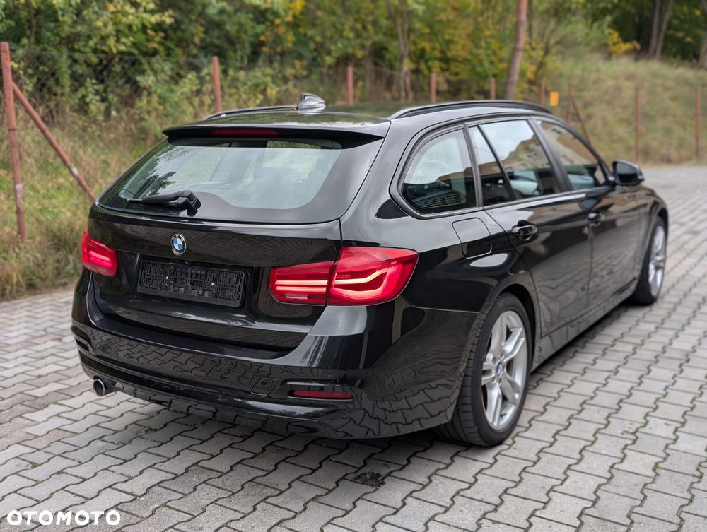 BMW Seria 3 318d Touring - 4