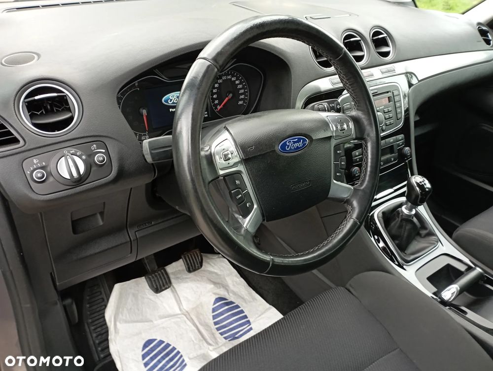 Ford S-Max - 20