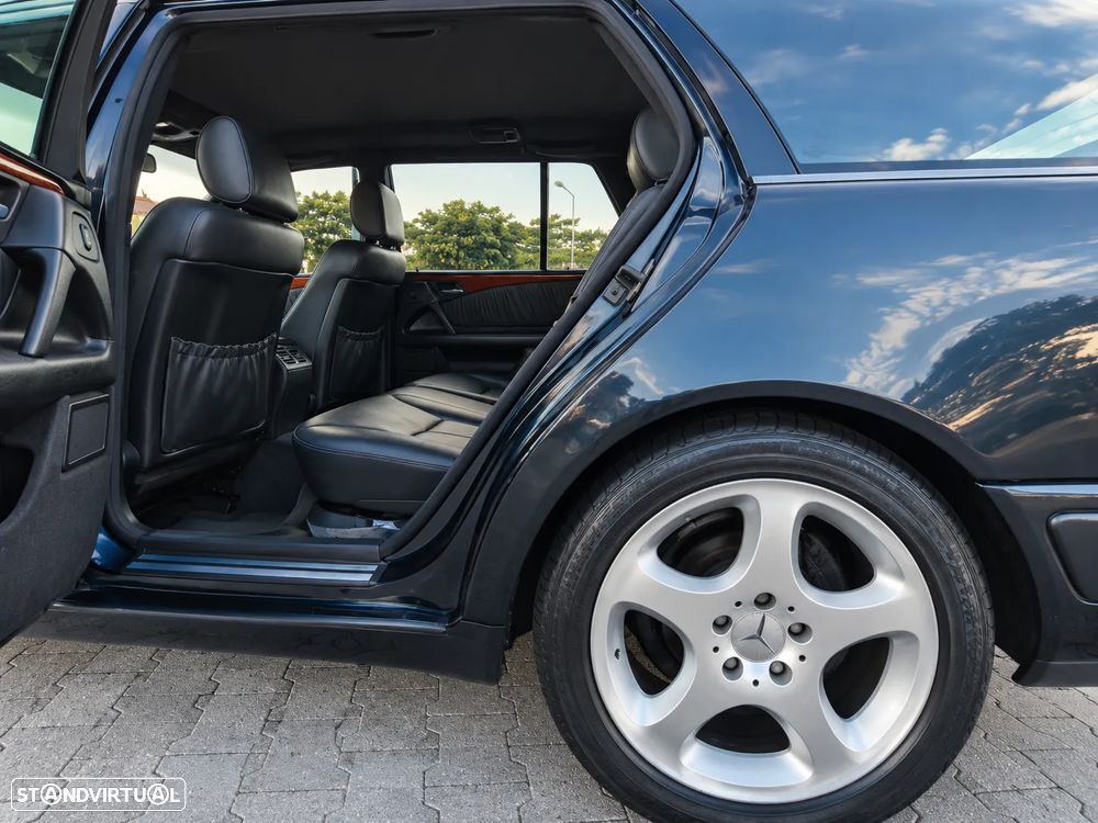 Mercedes-Benz E 220 - 6