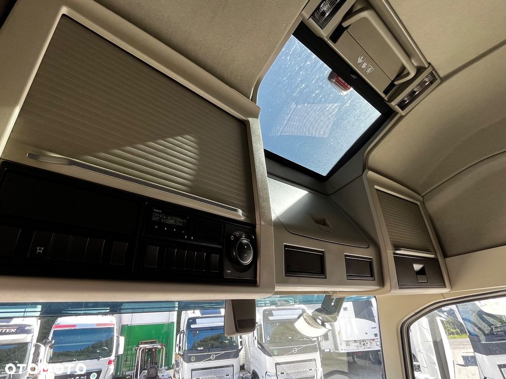 Volvo FH 500 // Zamiana na starszy //  EURO 6 // Standard // 2024 Rok // Parkclima // Globe XL // Skóry // Joystick // - 20