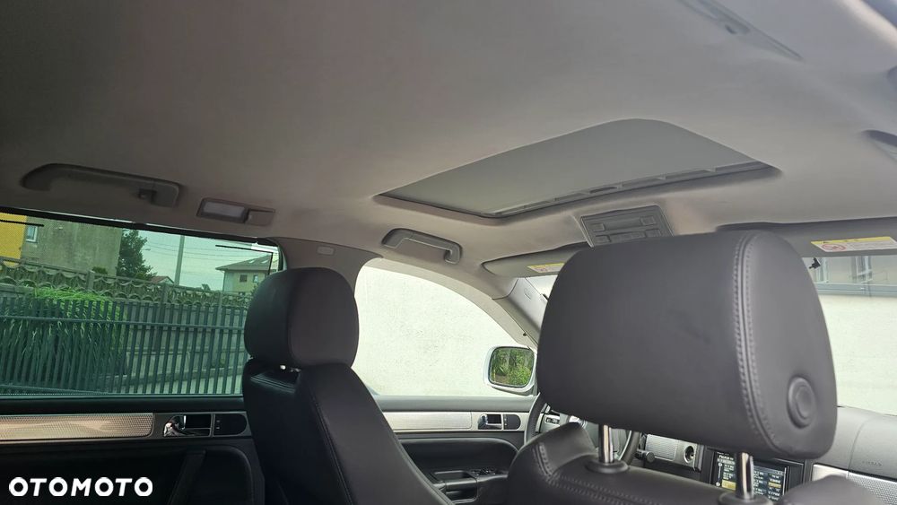 Volkswagen Touareg 6.0 W12 Automatik Sport - 21