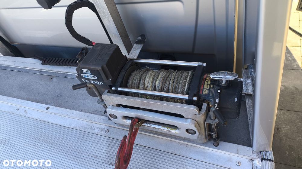 Mercedes-Benz Sprinter - 17