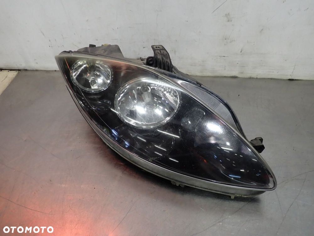 LAMPA PRAWA PRZEDNIA SEAT ALTEA - 2