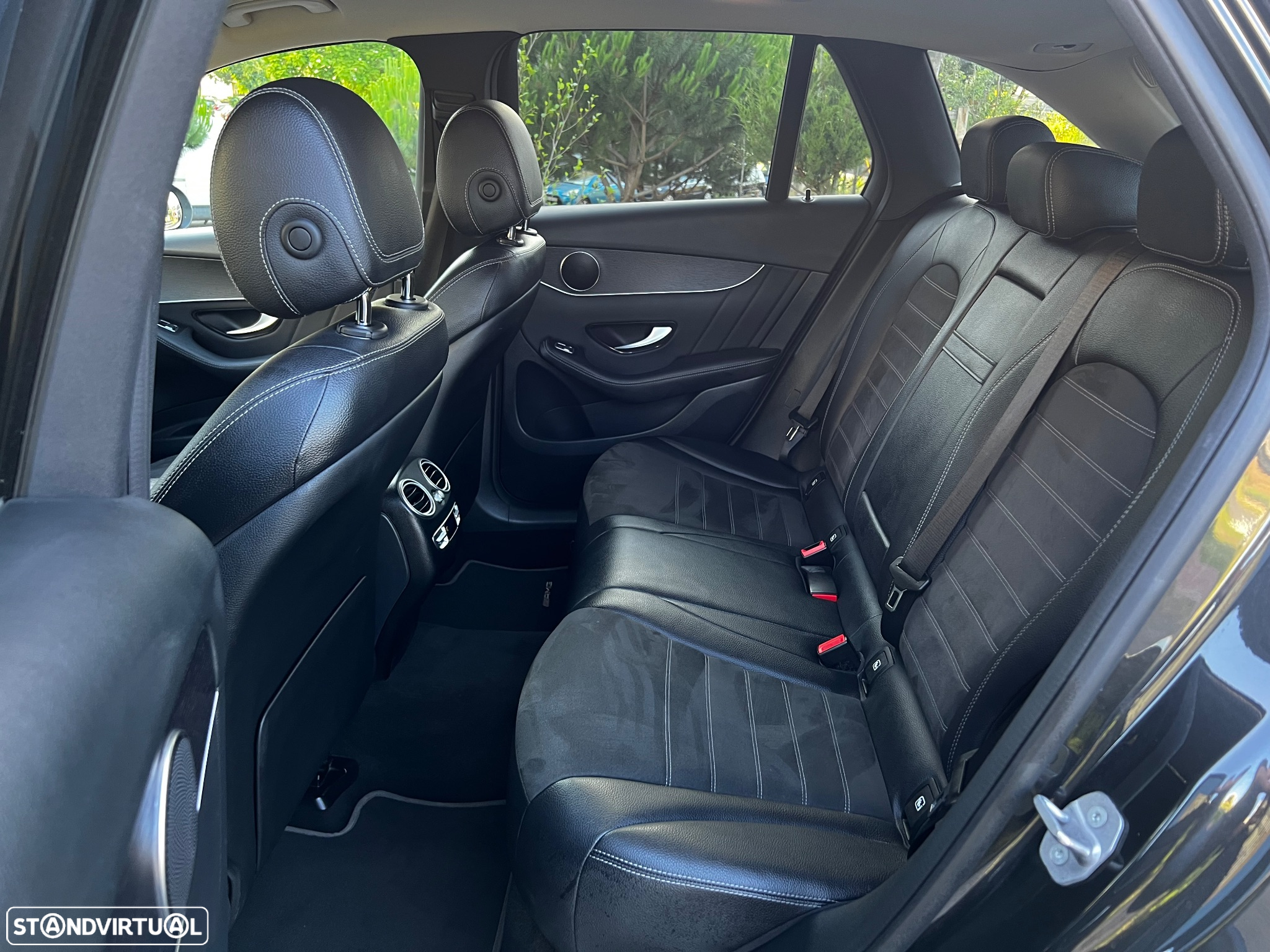 Mercedes-Benz GLC 300 de 4Matic - 41