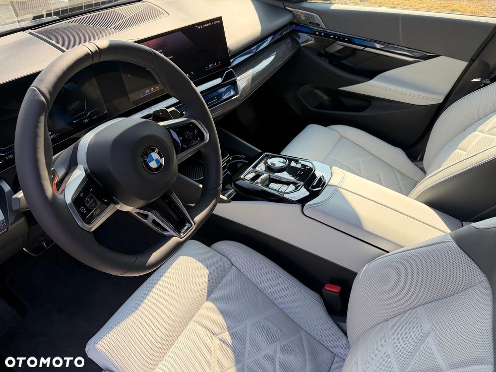 BMW Seria 5 540d xDrive mHEV M Sport - 20