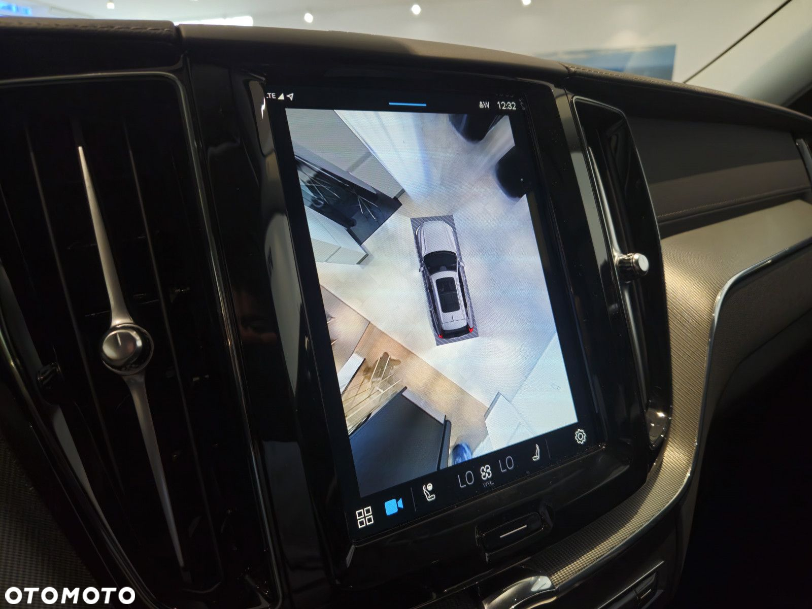 Volvo XC 60 - 21