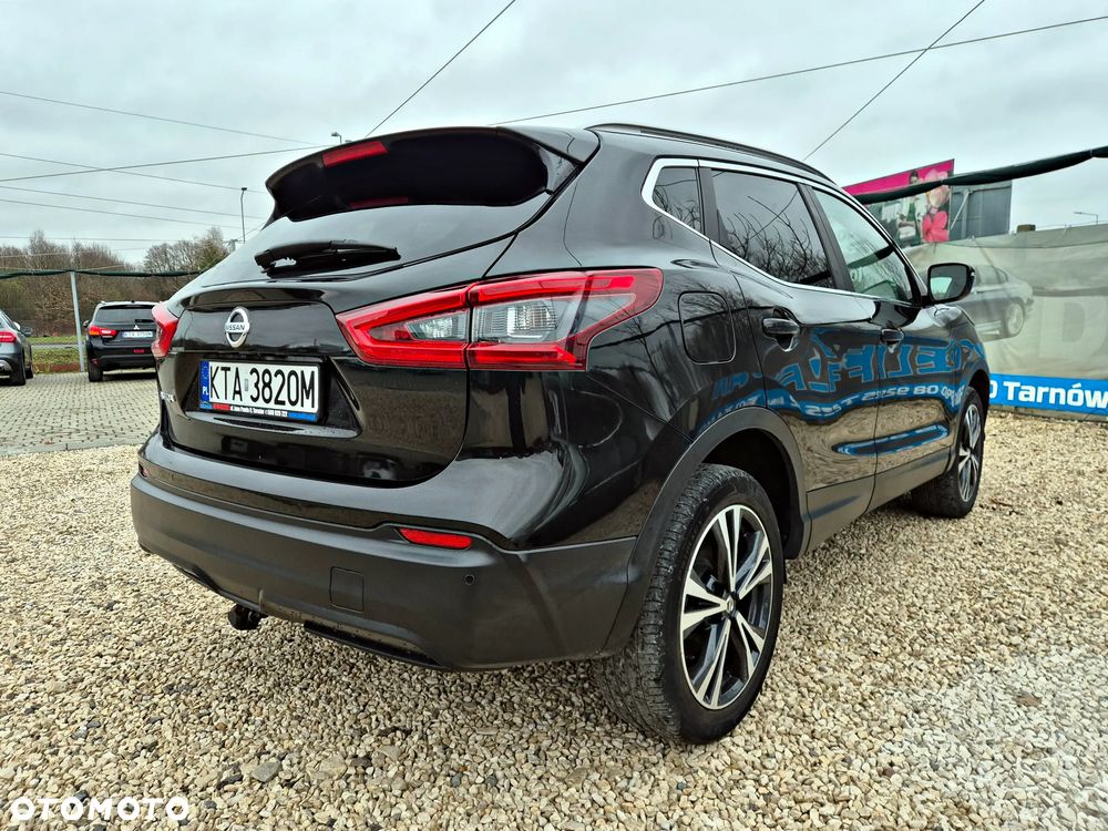 Nissan Qashqai 1.3 DIG-T N-WAY - 4