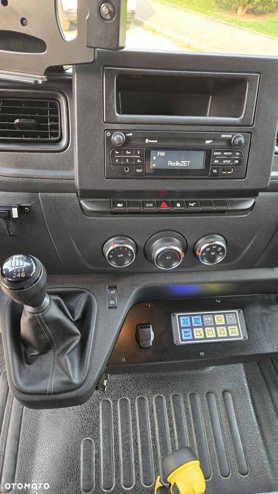 Renault Master Ambulans karetka - 7