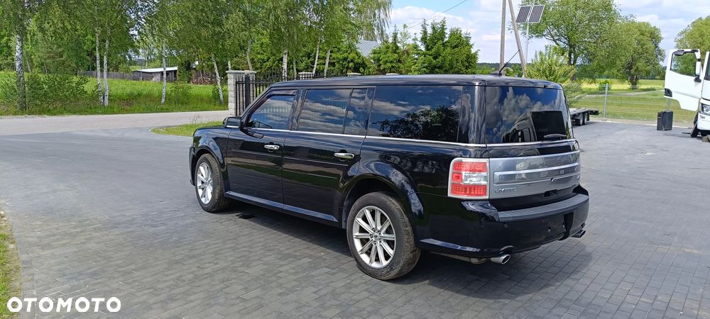 Ford Flex - 12