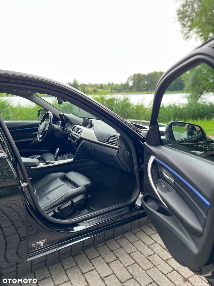 BMW Seria 3 320d xDrive Advantage sport - 9