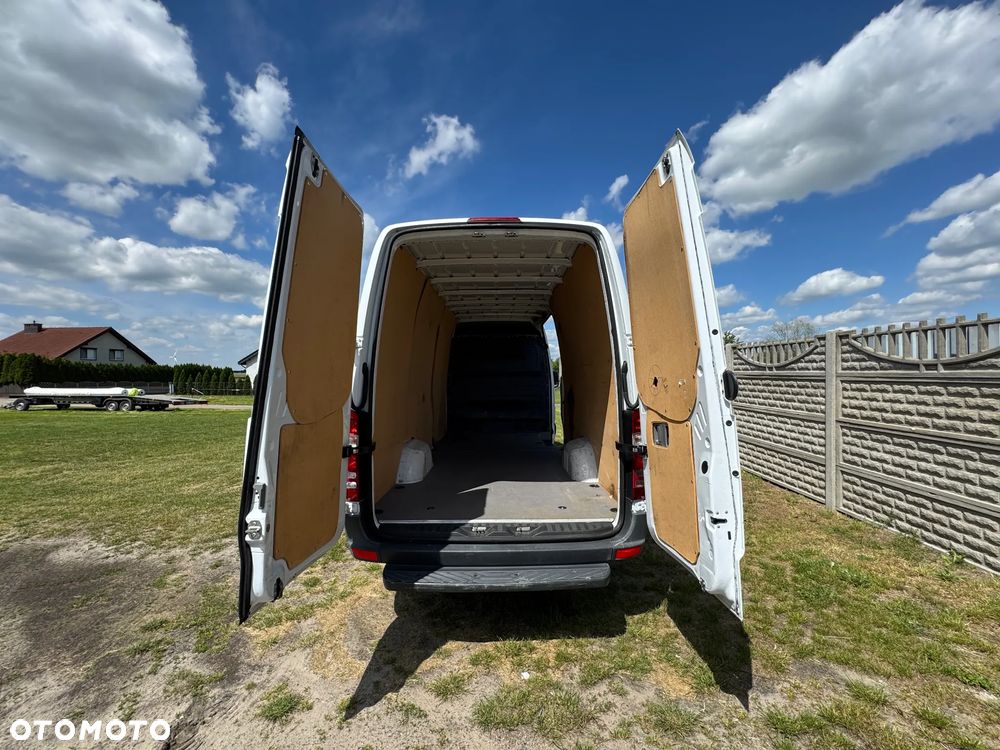 Mercedes-Benz SPRINTER - 10