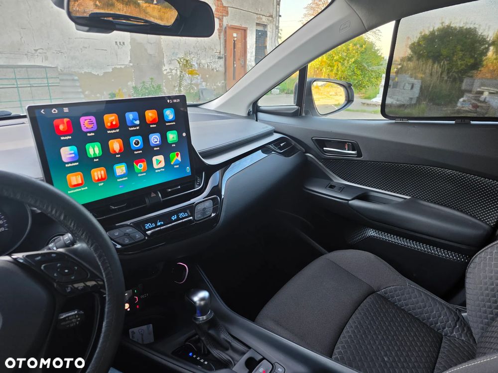 Toyota C-HR - 21