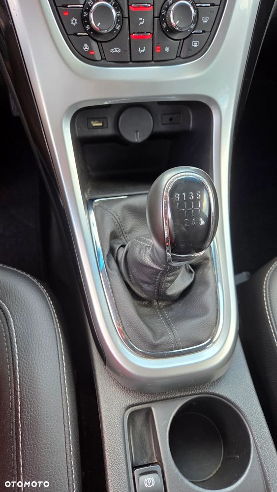 Opel Astra - 25