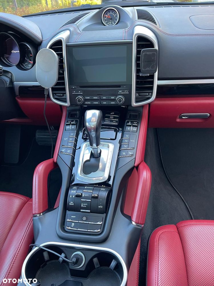 Porsche Cayenne Diesel Platinum Edition - 17