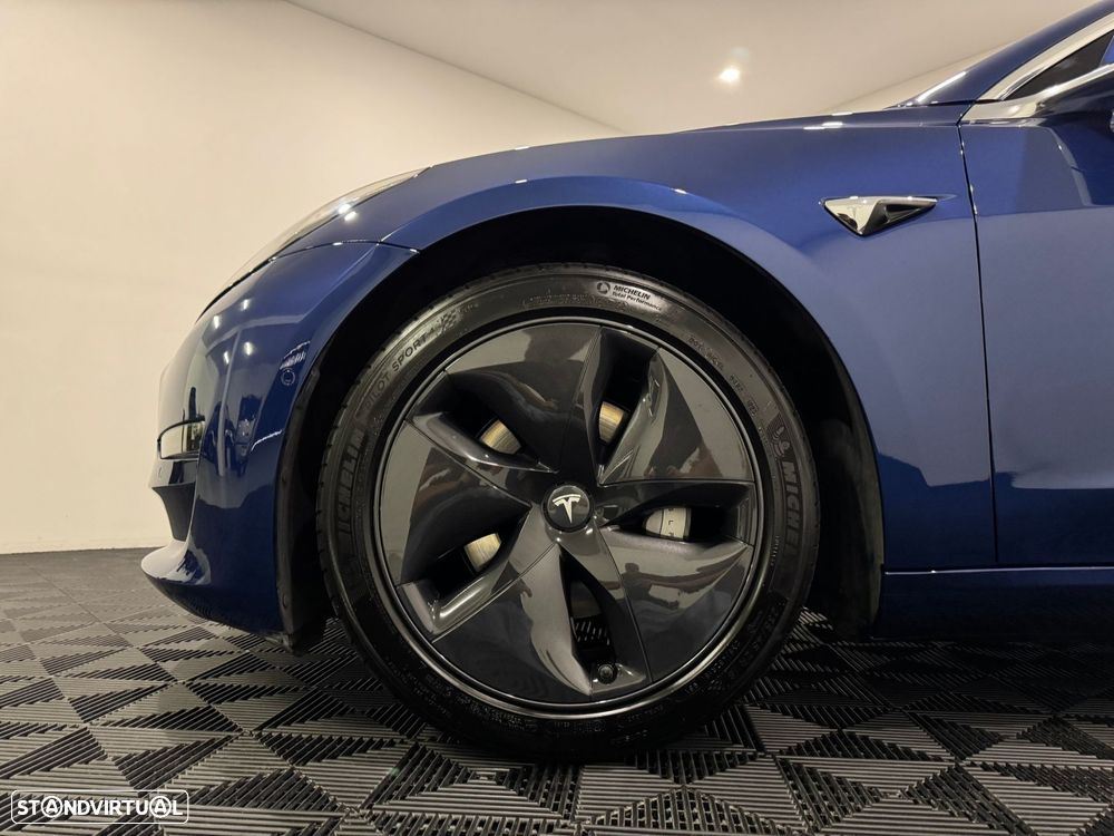 Tesla Model 3 Long-Range Dual Motor AWD - 11