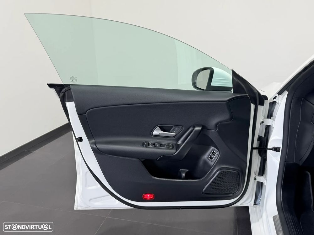 Mercedes-Benz CLA 180 d Progressive Aut. - 18