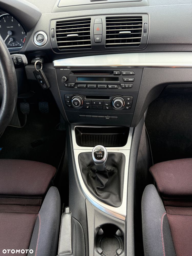 BMW Seria 1 118i - 14