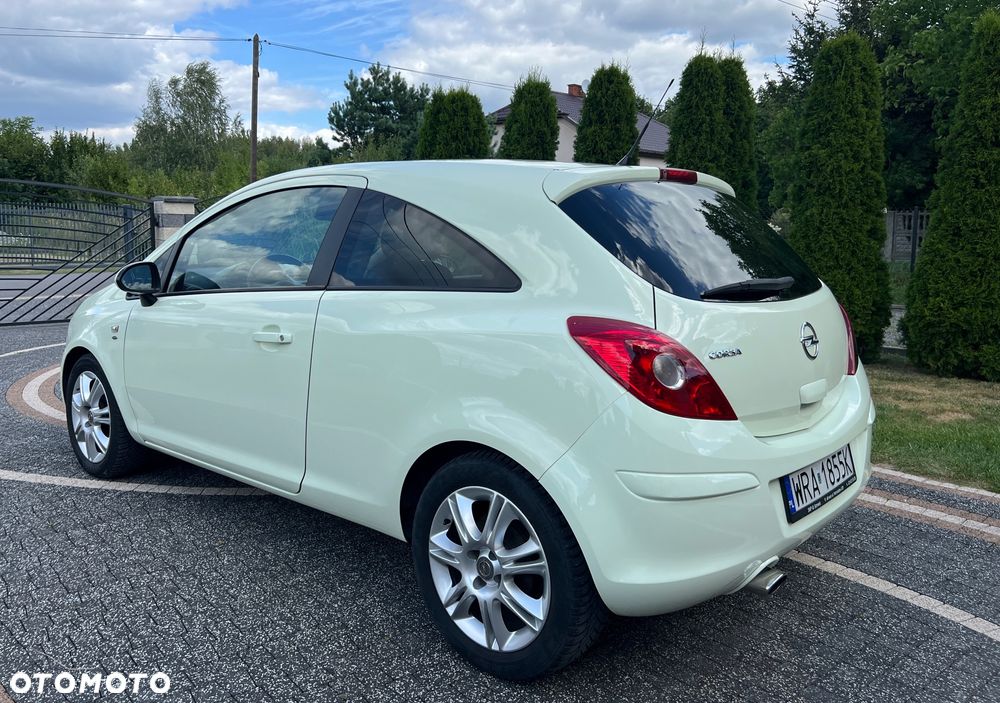 Opel Corsa - 2