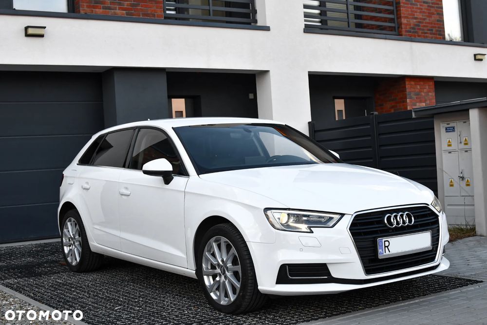 Audi A3 Sportback 1.6 TDI Sport S tronic - 2