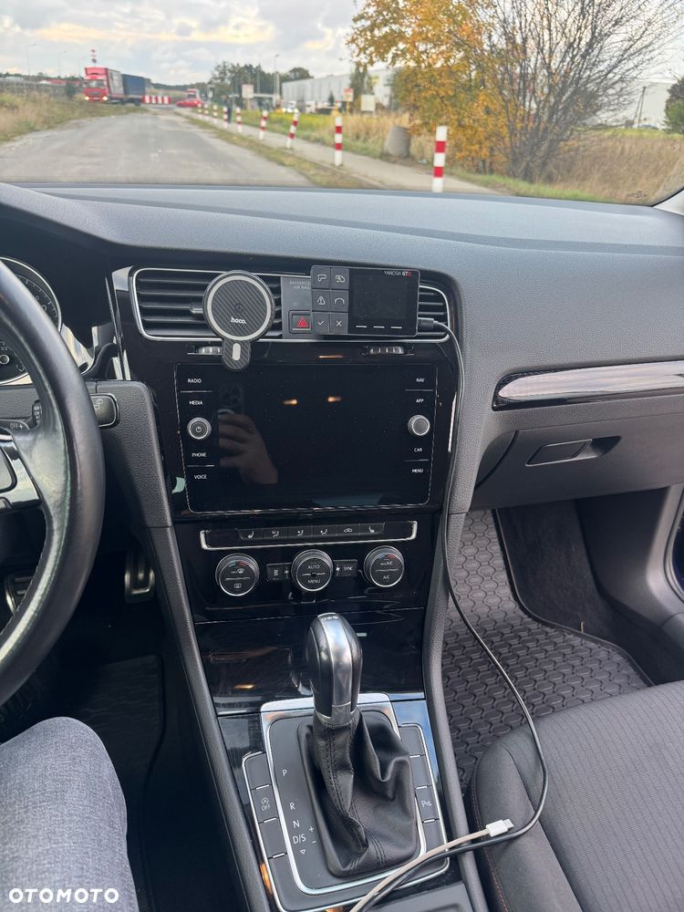 Volkswagen Golf VII 1.5 TSI BMT Evo Highline DSG - 23