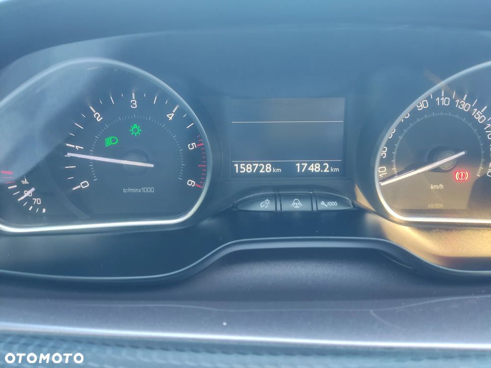 Peugeot 2008 1.4 HDi Active - 24