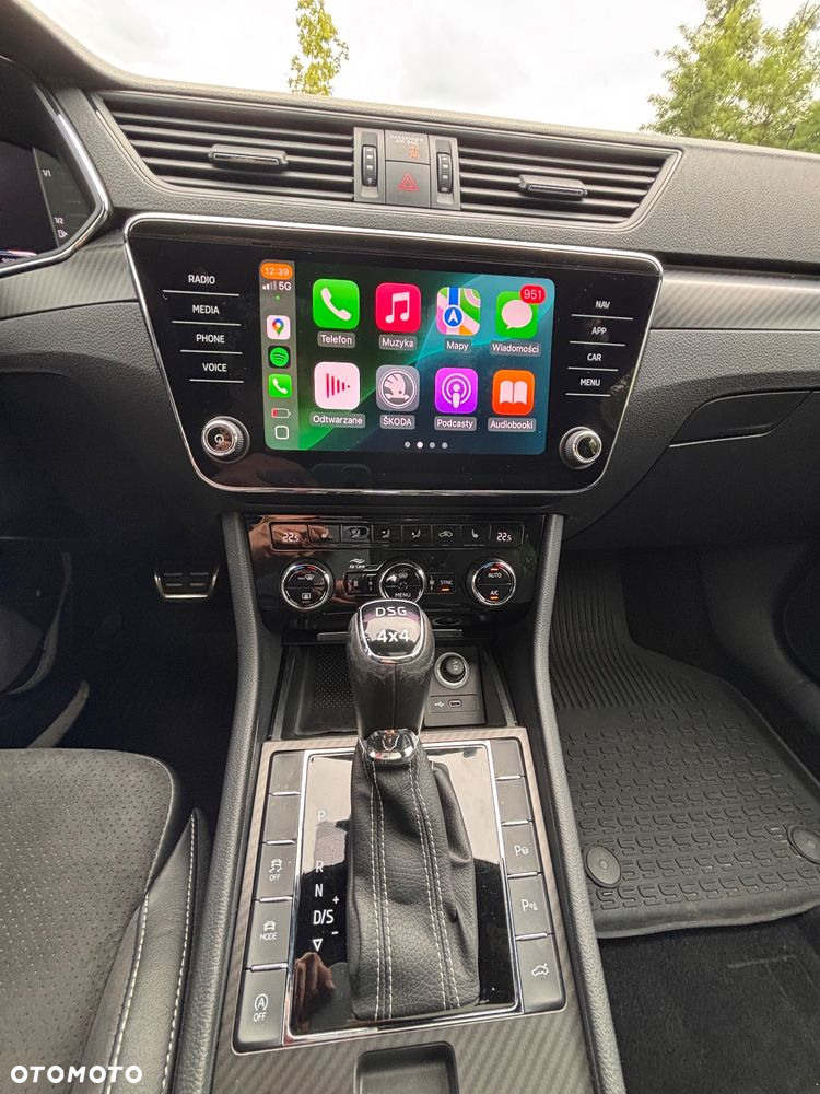 Skoda Superb 2.0 TSI 4x4 Sportline DSG - 26