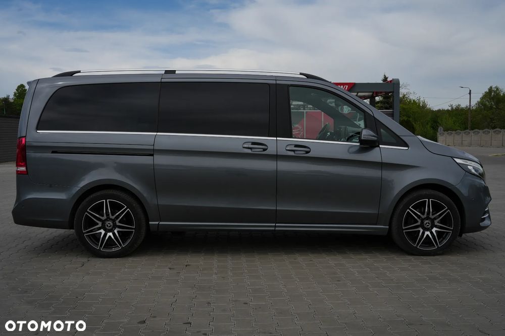 Mercedes-Benz Klasa V 300 d 4-Matic Exclusive 9G-Tronic (d³ugi) - 3