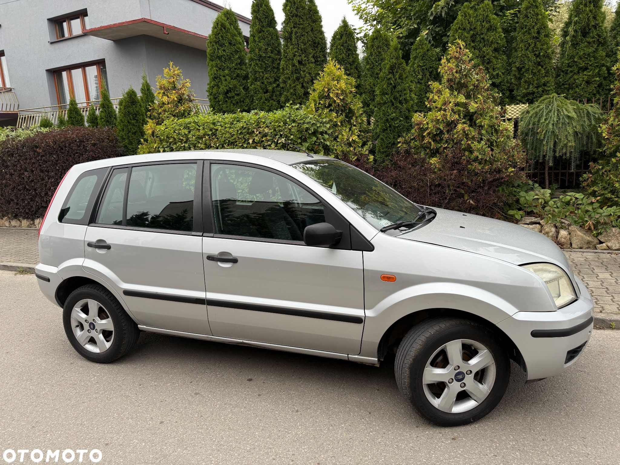 Ford Fusion 1.4 Ambiente - 17