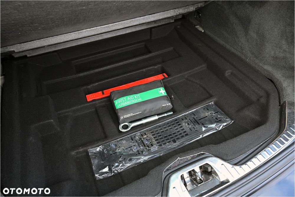 Volvo V60 Cross Country D4 Geartronic Summum - 19