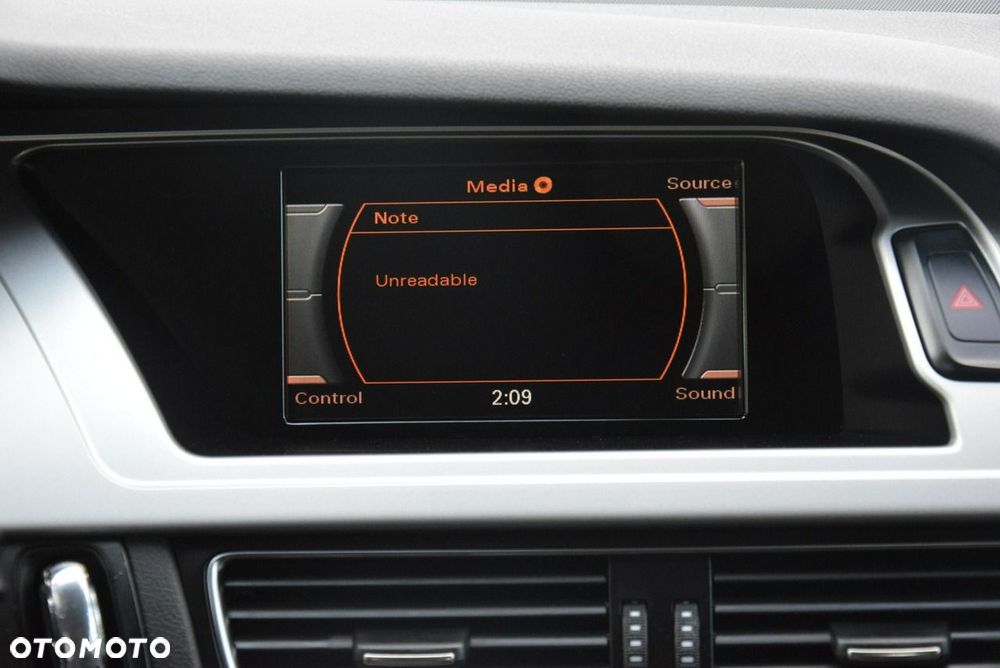 Audi A4 Avant 2.0 TDI DPF Attraction - 25