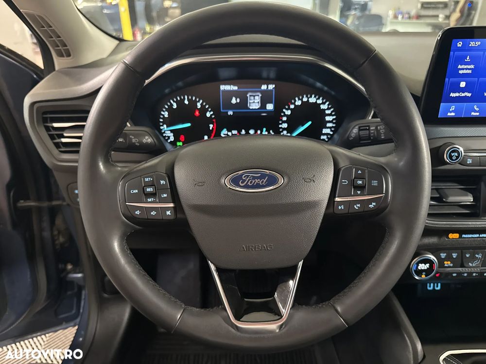Ford Focus - 17