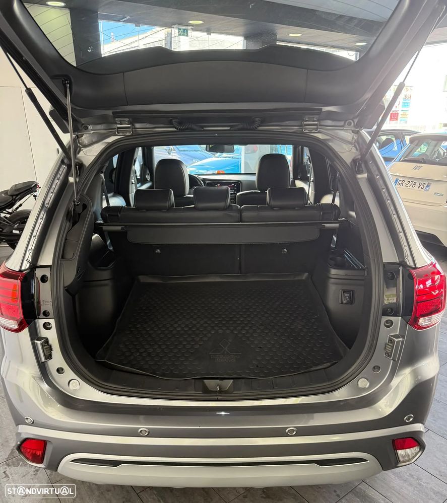 Mitsubishi Outlander 2.4 Intense - 3