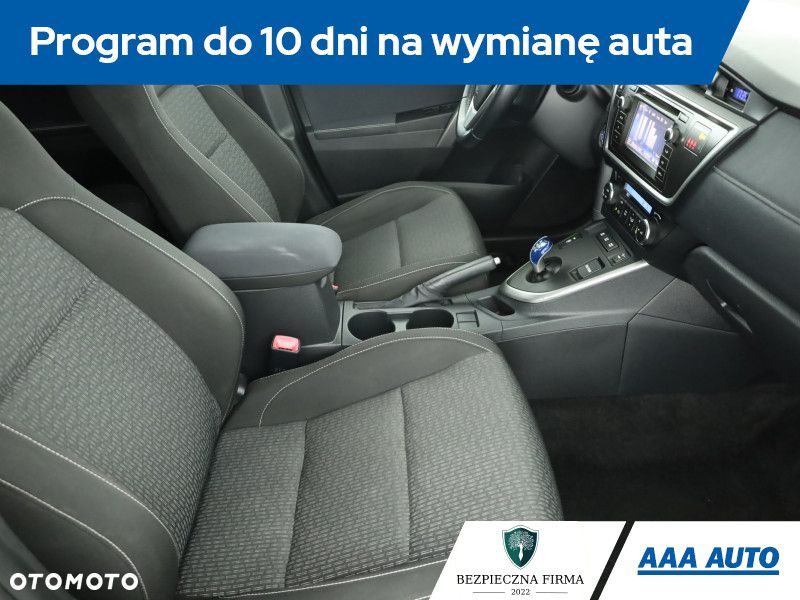 Toyota Auris - 8