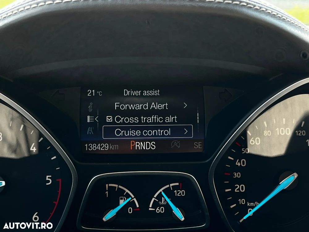 Ford Kuga 2.0 TDCi 4WD Powershift Vignale - 30