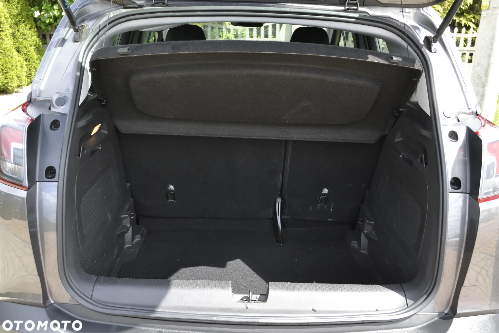 Opel Crossland X 1.2 T Eco Enjoy S&S - 16