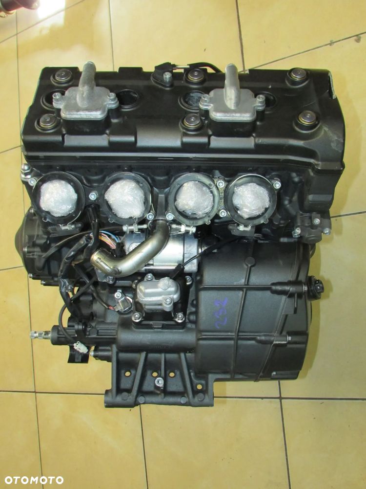 Yamaha YZF R1 RN22 09-14 Big Bang silnik engine 14tys - 4