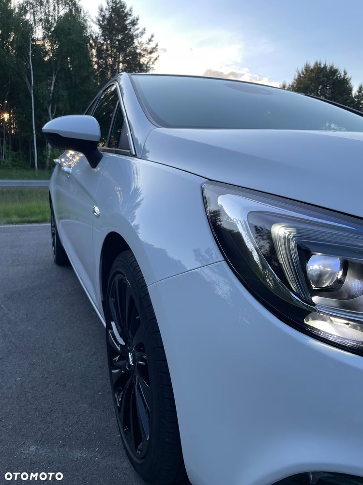 Opel Astra 1.6 CDTI Dynamic S&S - 8