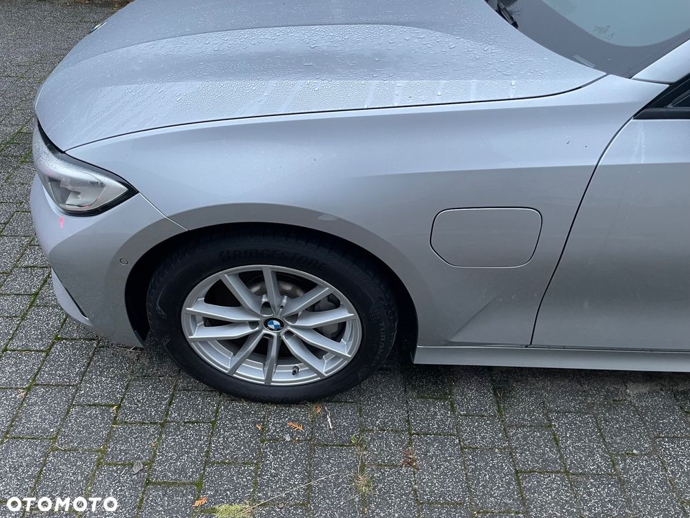 BMW Seria 3 330e iPerformance Sport Line - 6