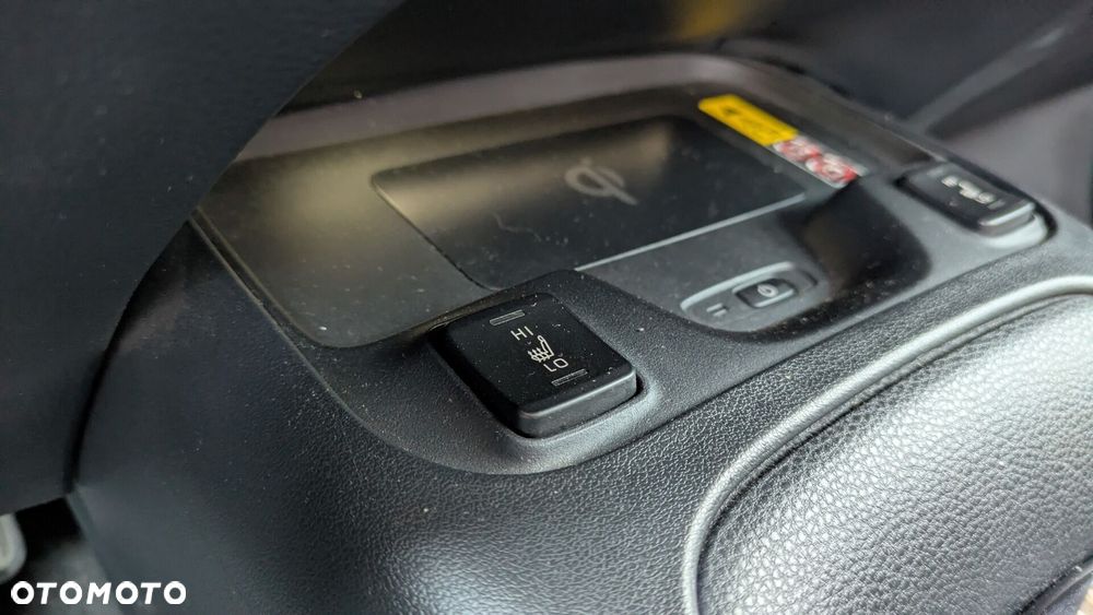 Toyota Corolla 1.8 Hybrid Style - 14