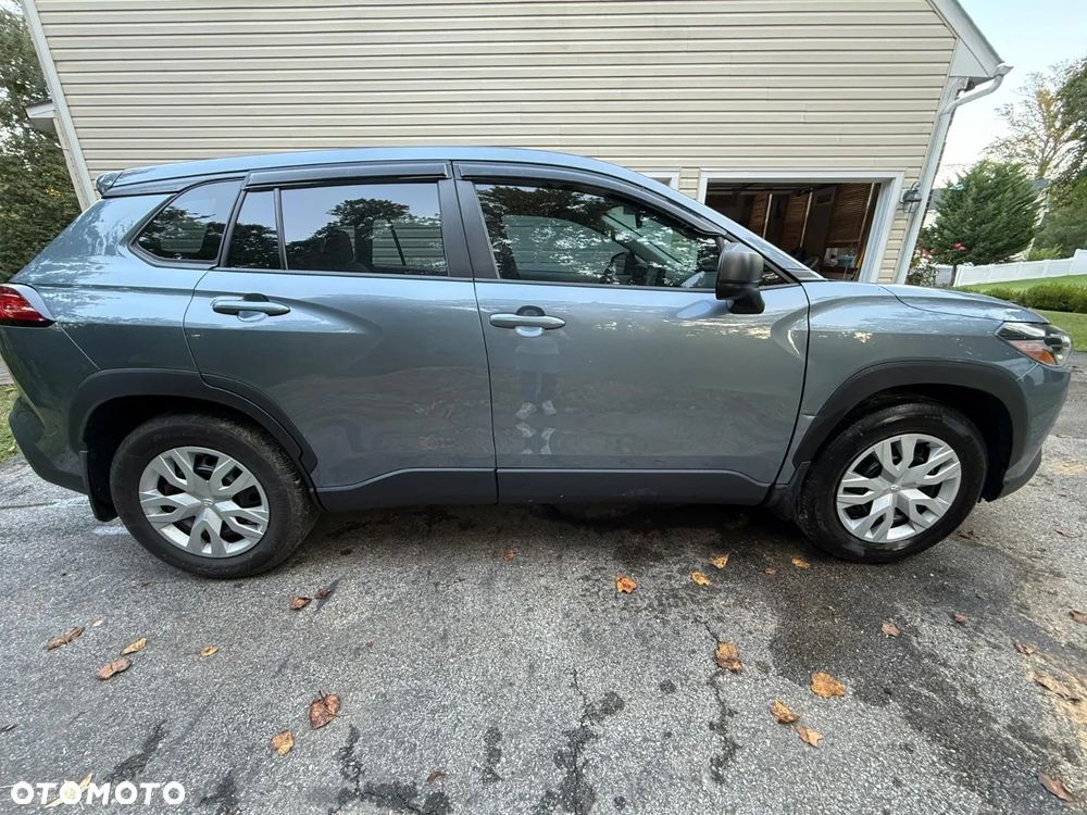Toyota Corolla Cross - 3