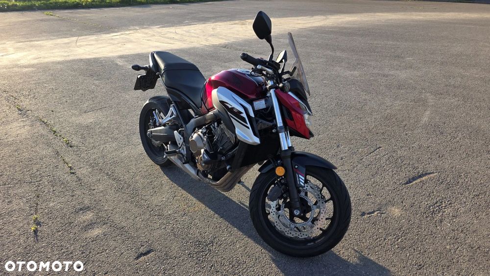 Honda CB - 12