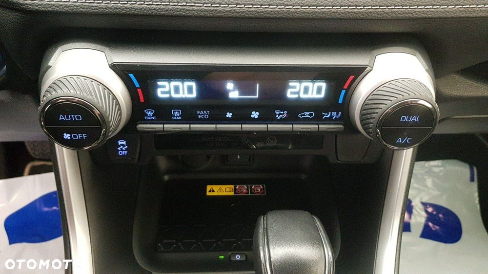 Toyota RAV4 - 25