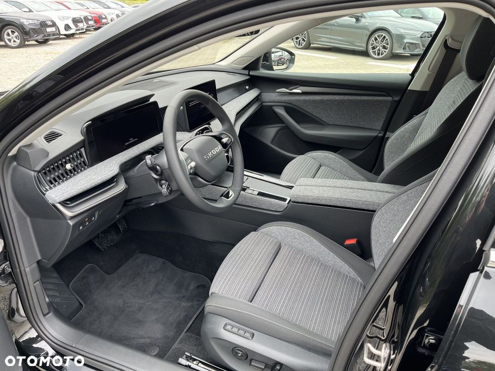 Skoda Superb 2.0 TDI SCR 4x4 Edition 130 DSG - 10